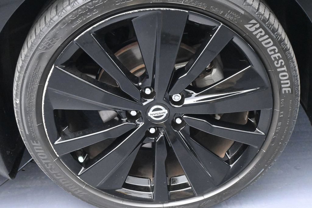 Used 2022 Nissan Altima 2.5 SR w/ Midnight Edition Package FWD image 42