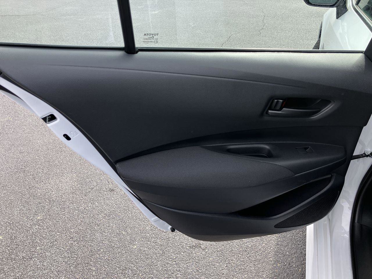 Used 2024 Toyota Corolla LE w/ LE Convenience Package image 21