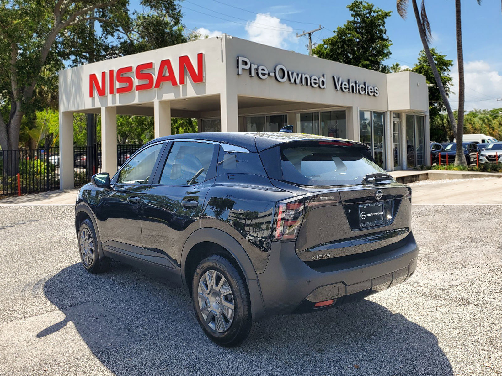 Certified 2025 Nissan Kicks S image 6