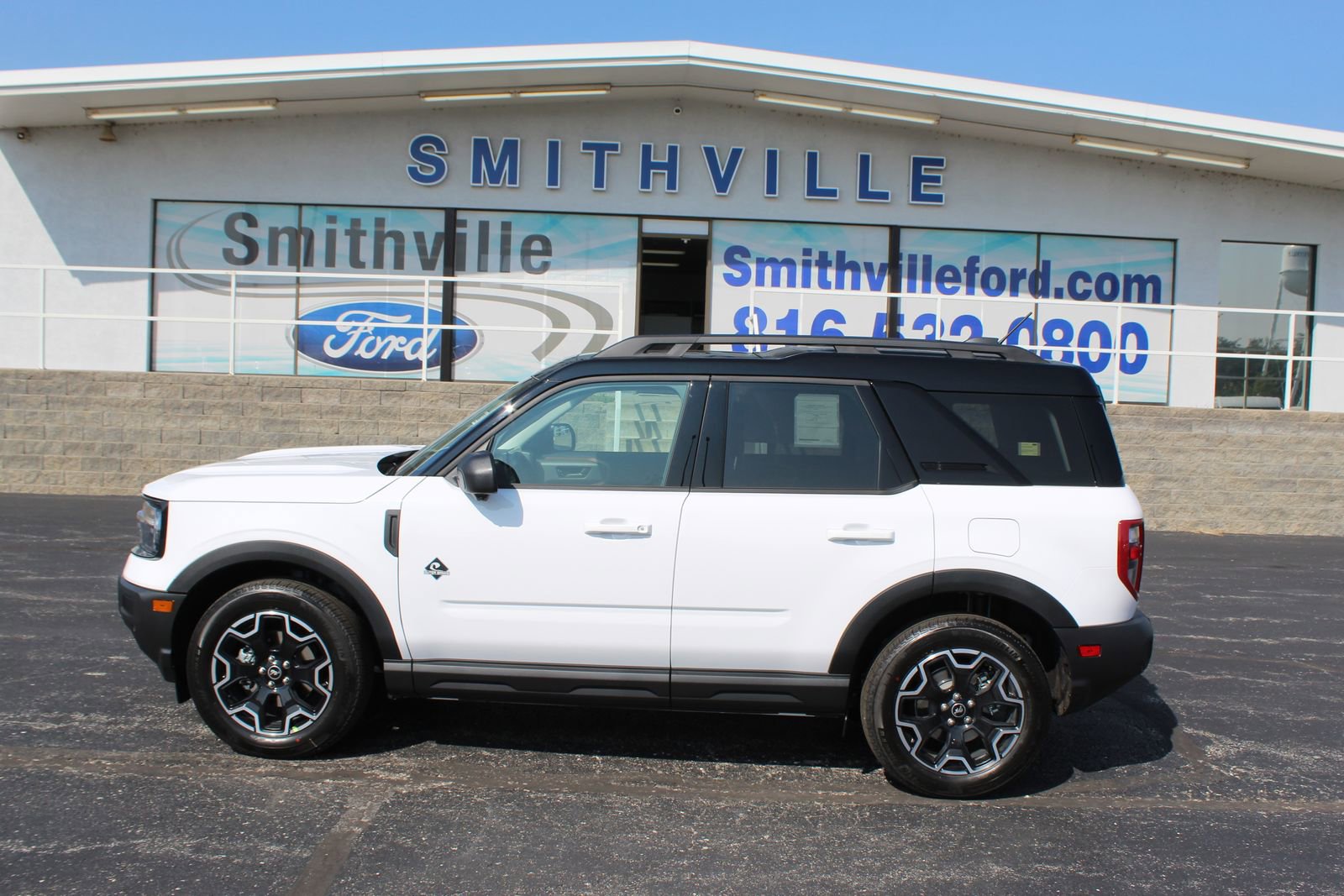 New 2025 Ford Bronco Sport Outer Banks w/ Outer Banks Tech Package+ image 2