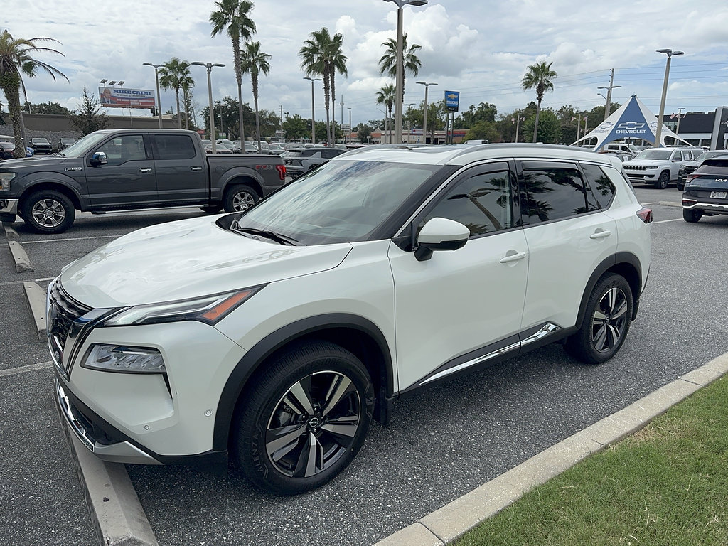 Used 2023 Nissan Rogue Platinum w/ Platinum Premium Package FWD image 61