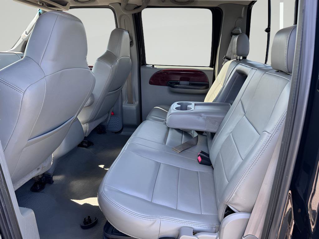 Used 2006 Ford F350 Lariat AWD/4WD image 29