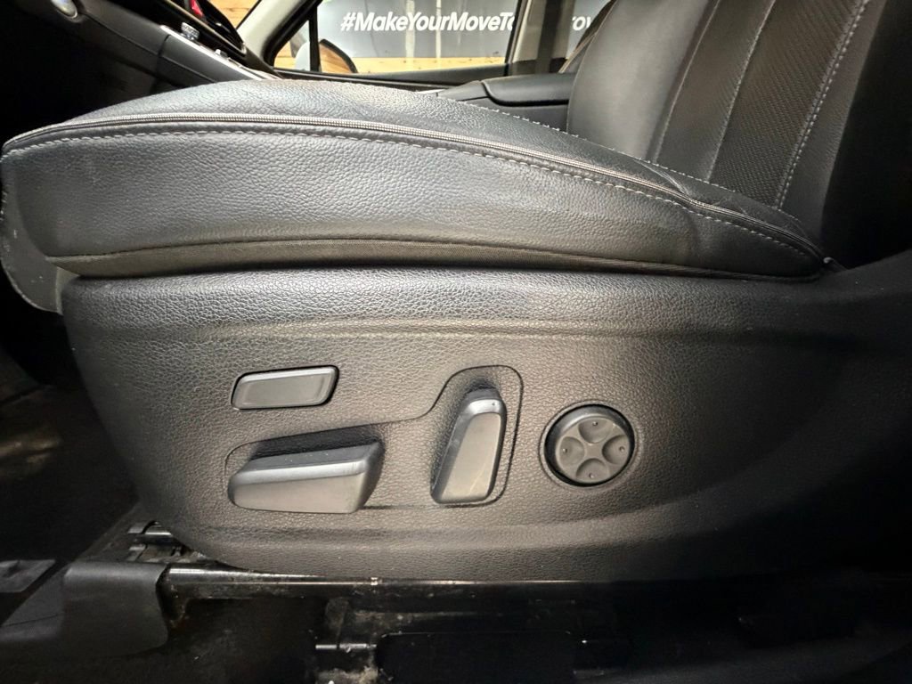 Used 2022 Hyundai Santa Fe Limited image 27