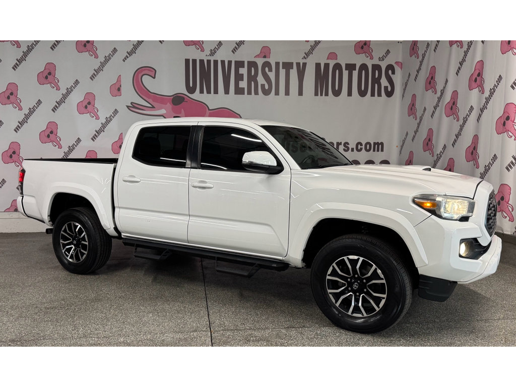 Used 2020 Toyota Tacoma TRD Sport w/ TRD Premium Sport Package image 4