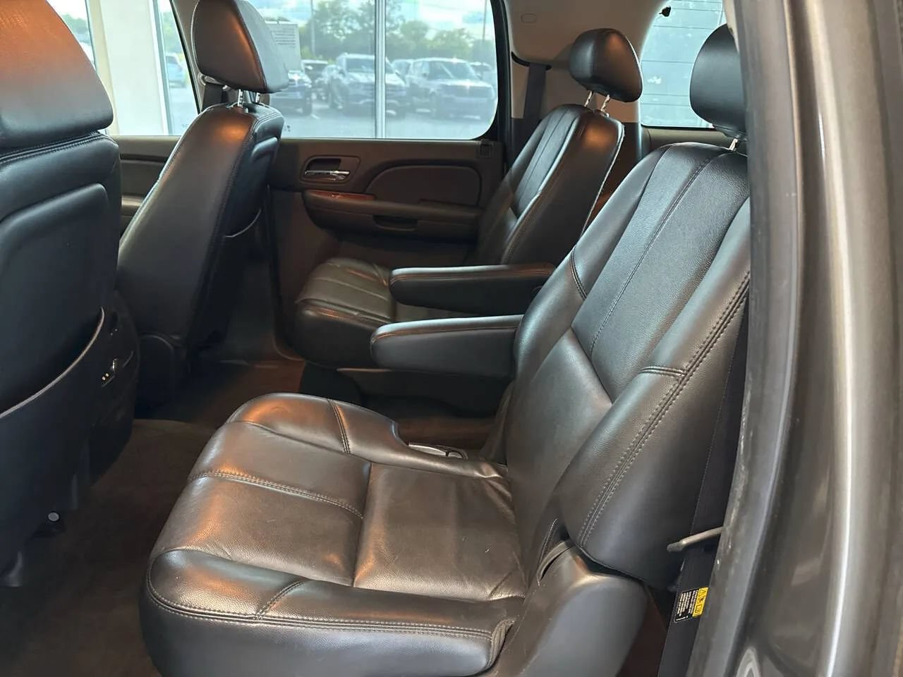 Used 2007 GMC Yukon XL SLT w/ SLT Preferred Equipment Group AWD/4WD image 27