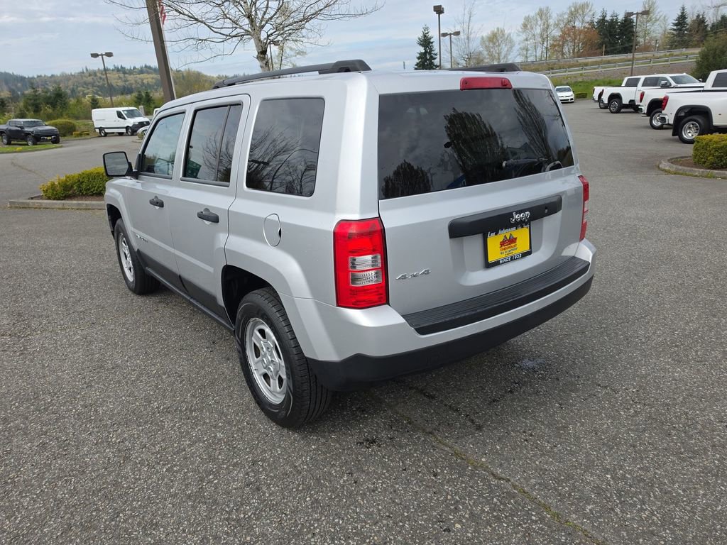 Used 2012 Jeep Patriot Sport AWD/4WD image 4