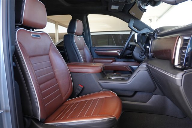 Used 2024 GMC Sierra 2500 Denali Ultimate w/ Max Trailering Package image 17