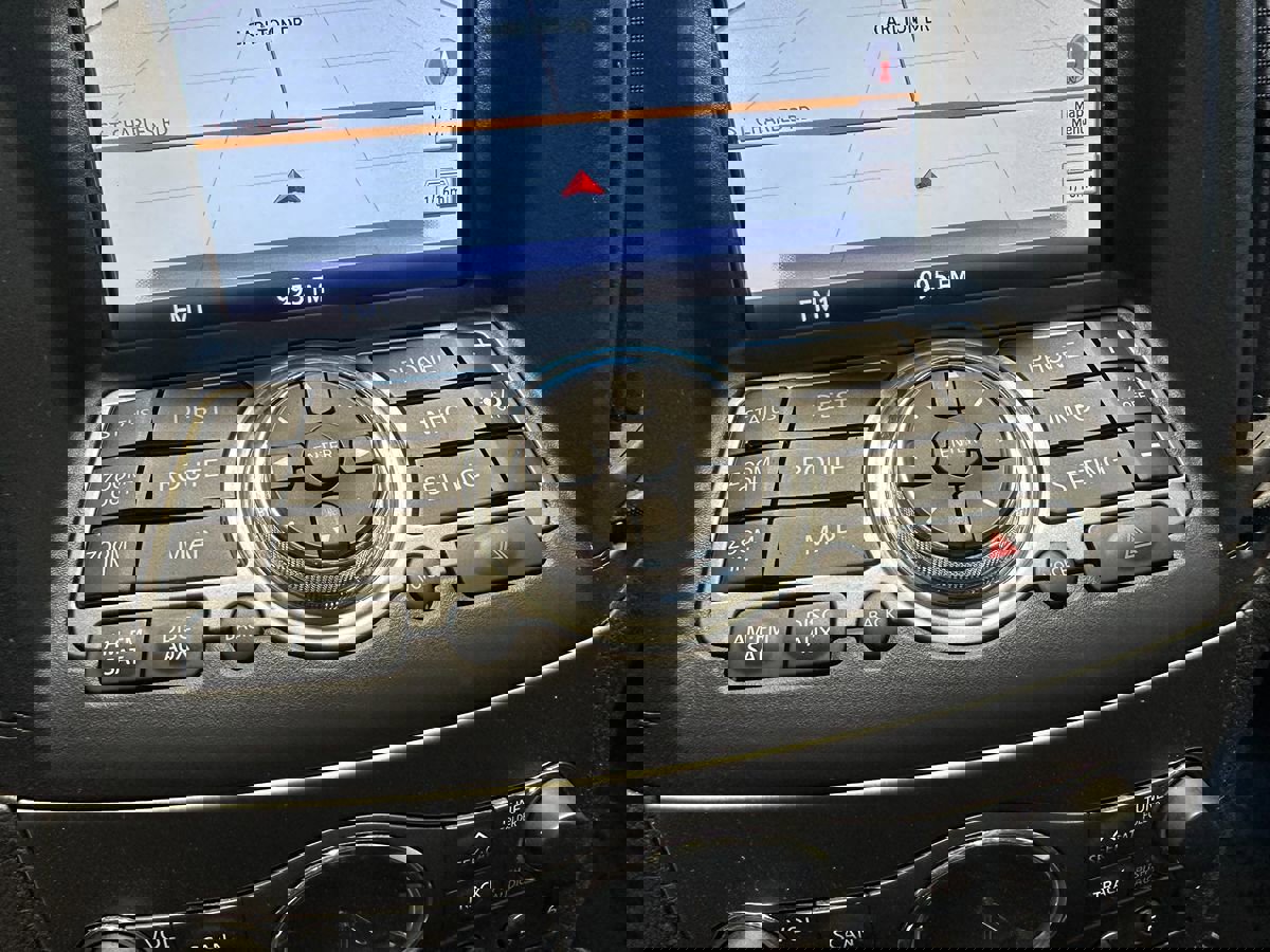 Used 2011 INFINITI G37 Sport image 31