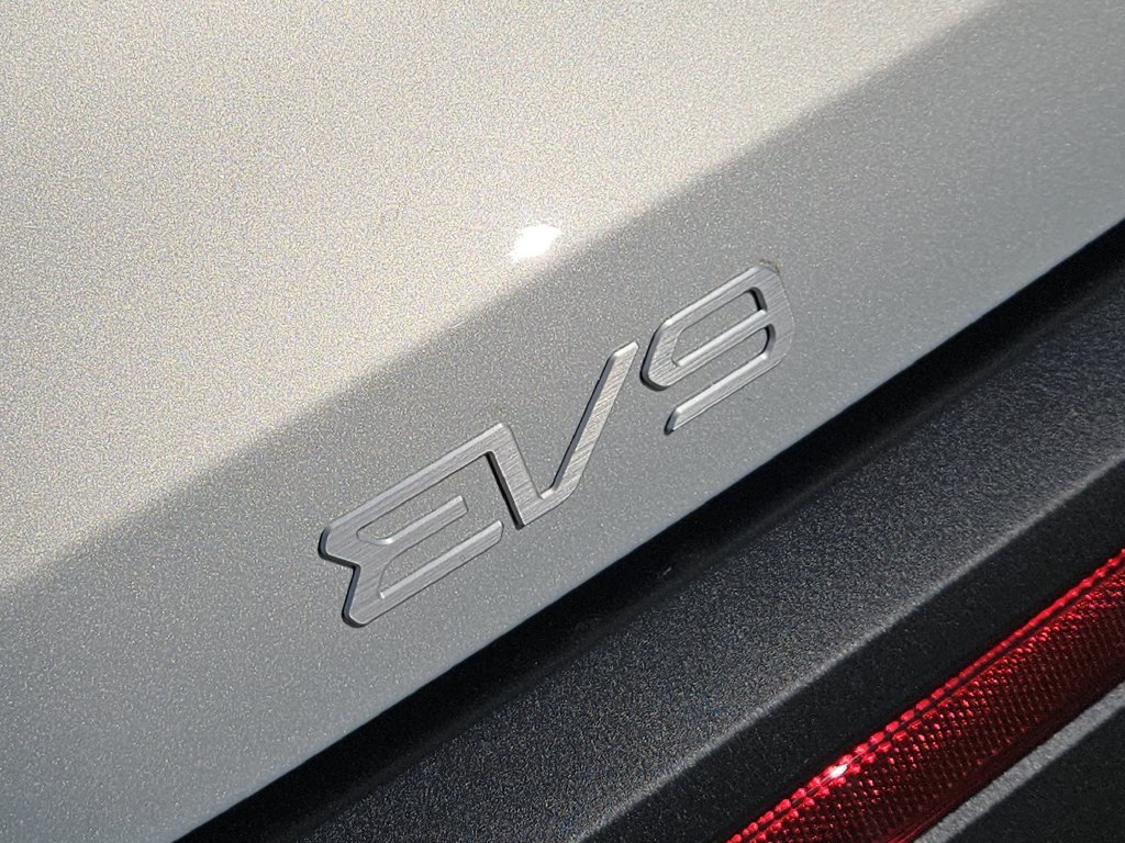New 2026 Kia EV9 Wind AWD/4WD image 12