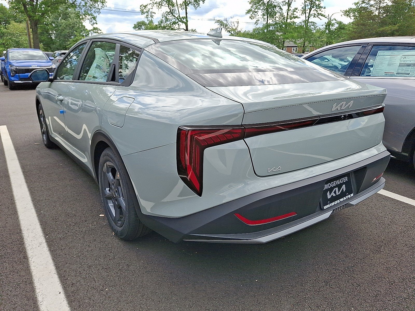 New 2026 Kia K4 FWD image 4