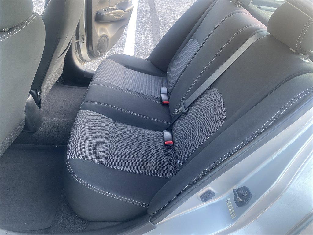 Used 2015 Nissan Versa SV image 14