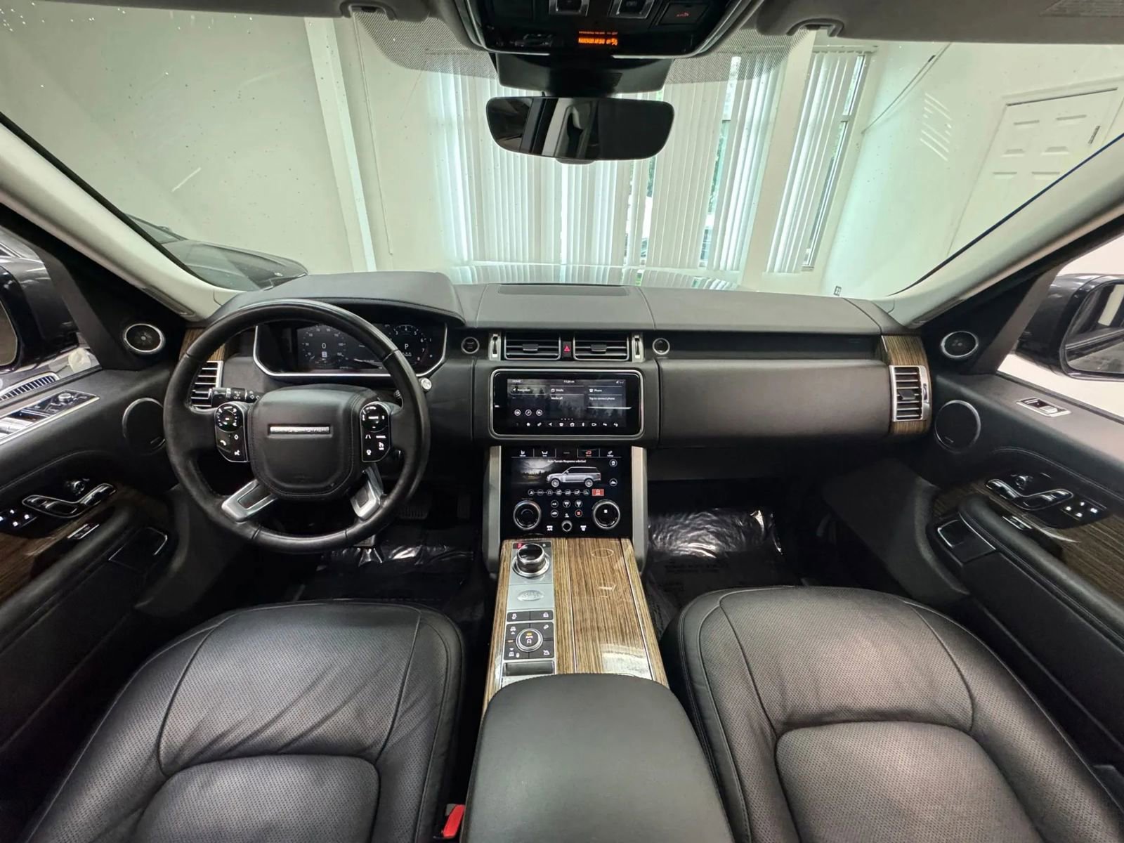 Used 2019 Land Rover Range Rover HSE AWD/4WD image 23