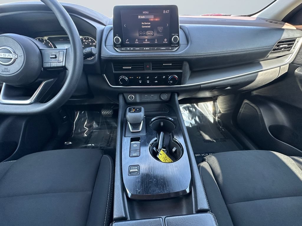 Used 2023 Nissan Rogue S FWD image 11