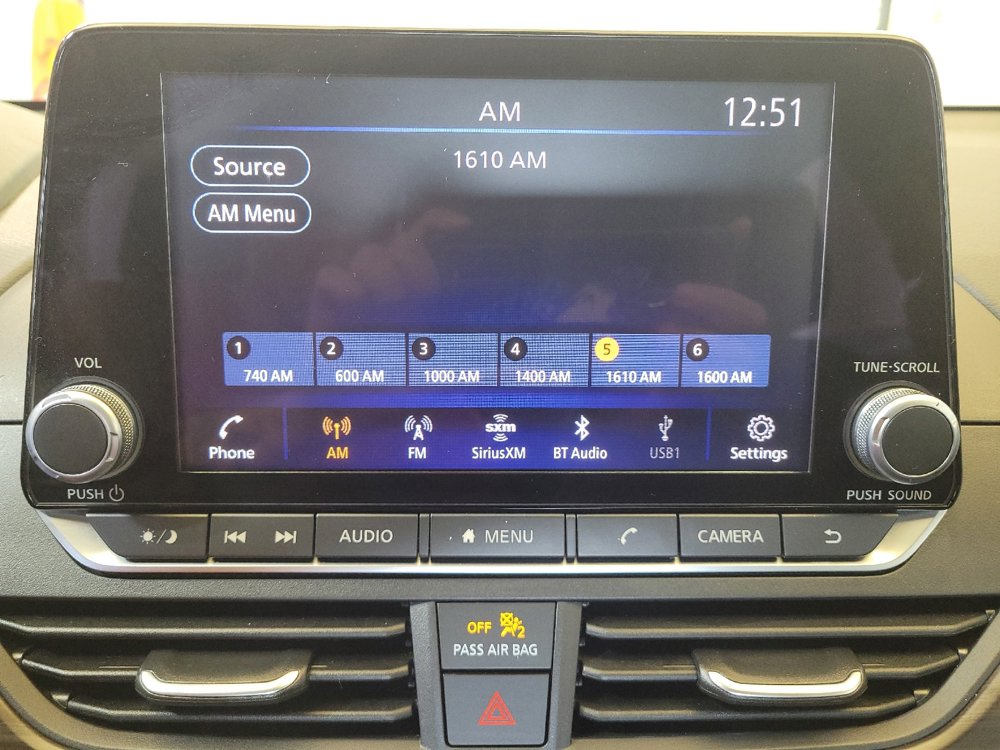 Used 2024 Nissan Altima 2.5 SV image 25