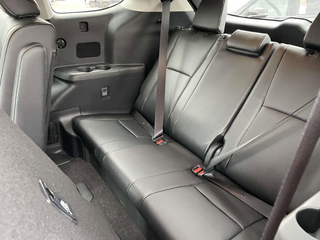 New 2026 Toyota Highlander Limited image 26