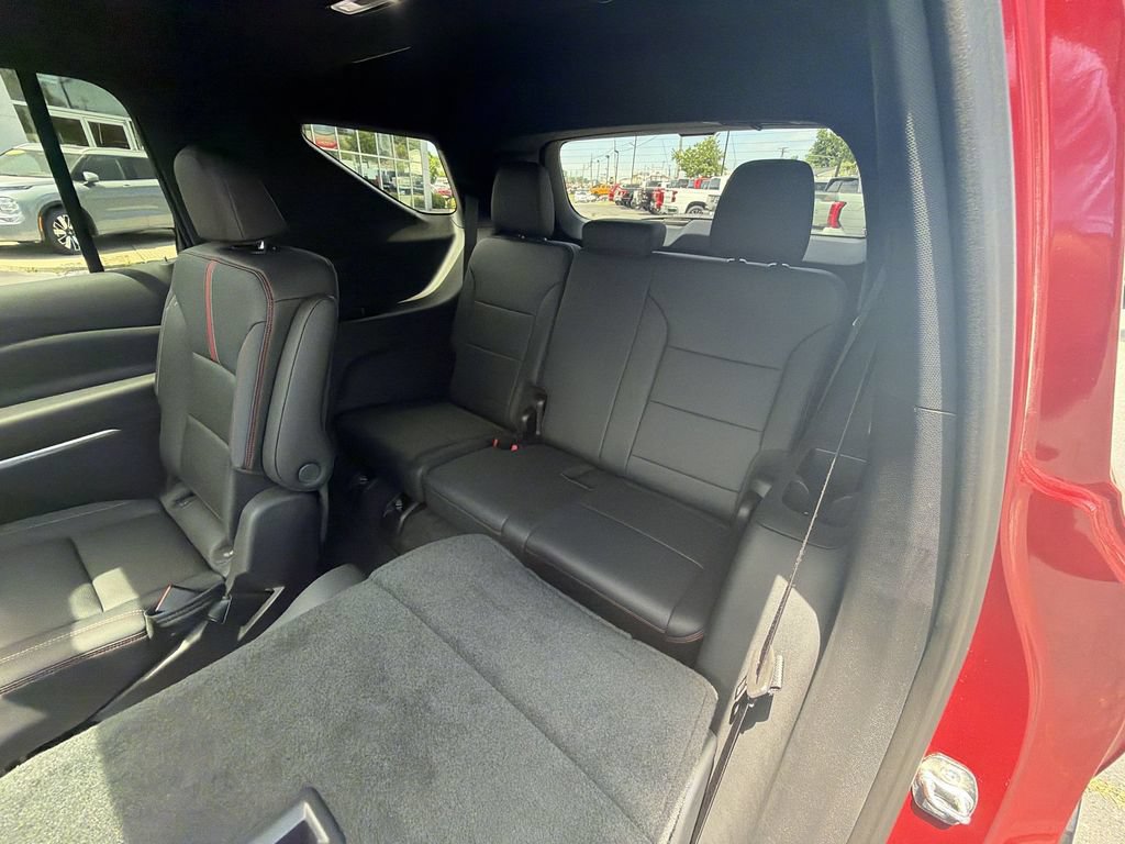 Used 2024 Chevrolet Traverse RS AWD/4WD image 24