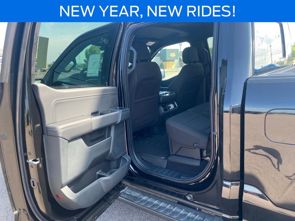 New 2025 Ford F150 XLT w/ Equipment Group 302A MID image 19