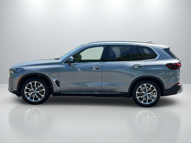 Used 2025 BMW X5 xDrive50e AWD/4WD image 4