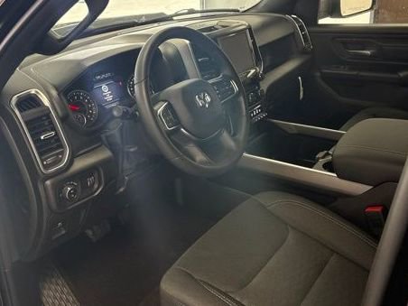 New 2026 RAM 1500 Express AWD/4WD image 11