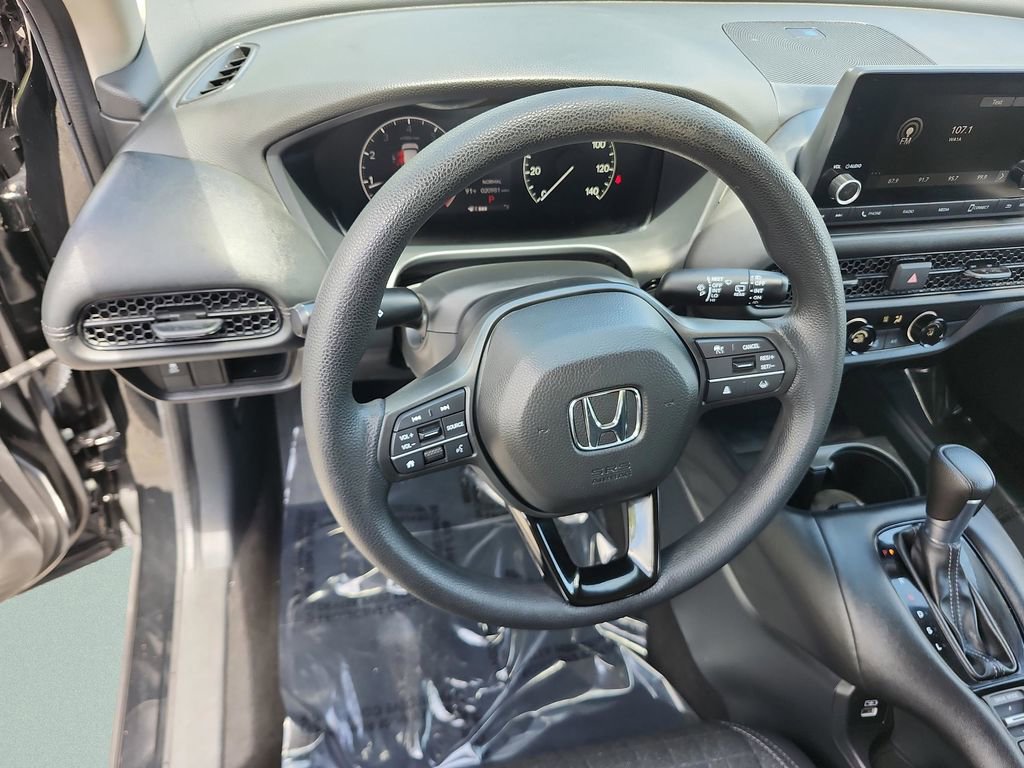 Certified 2023 Honda HR-V LX image 31