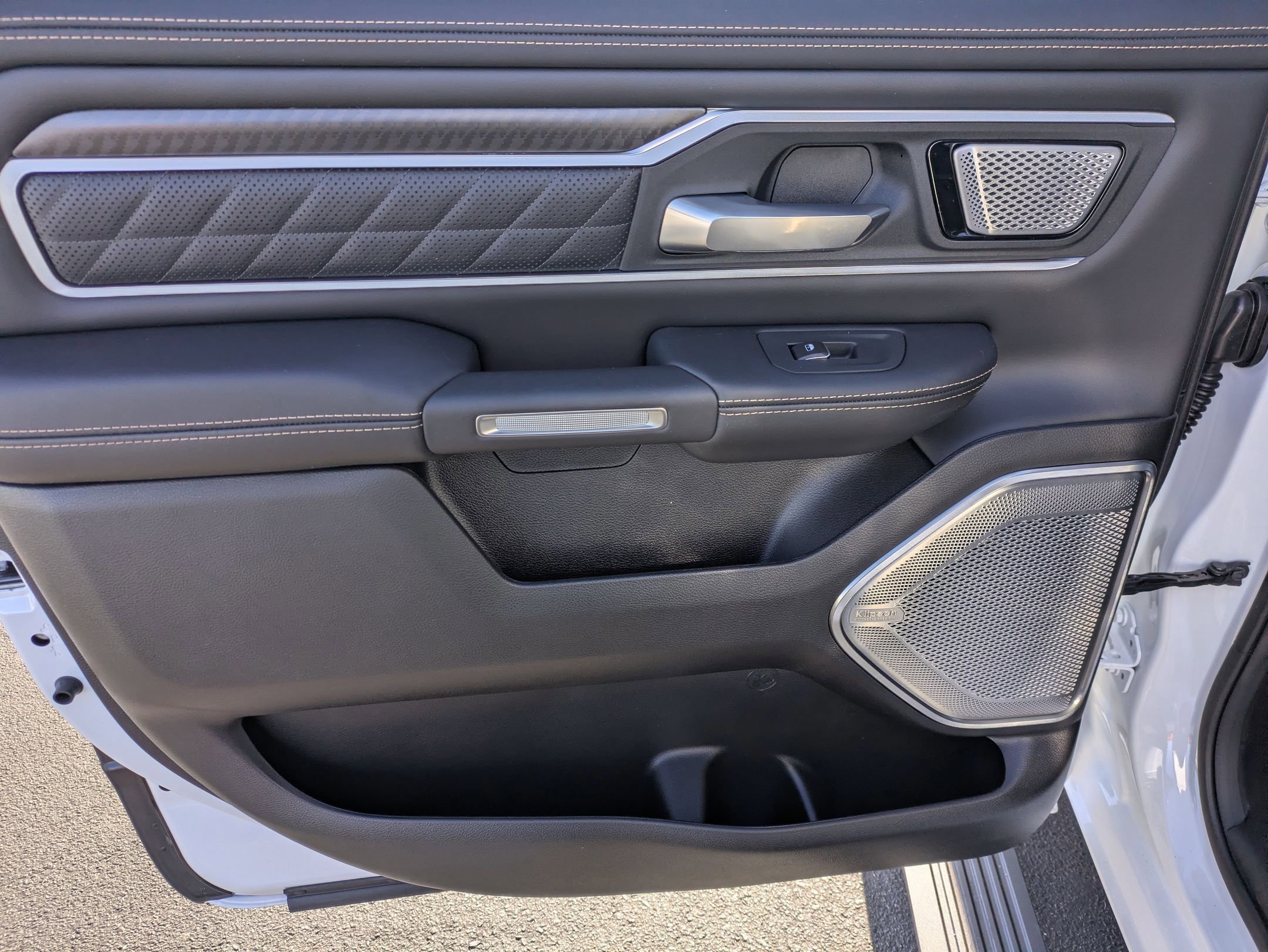 New 2026 RAM 1500 Tungsten w/ Trailer Tow Group AWD/4WD image 24
