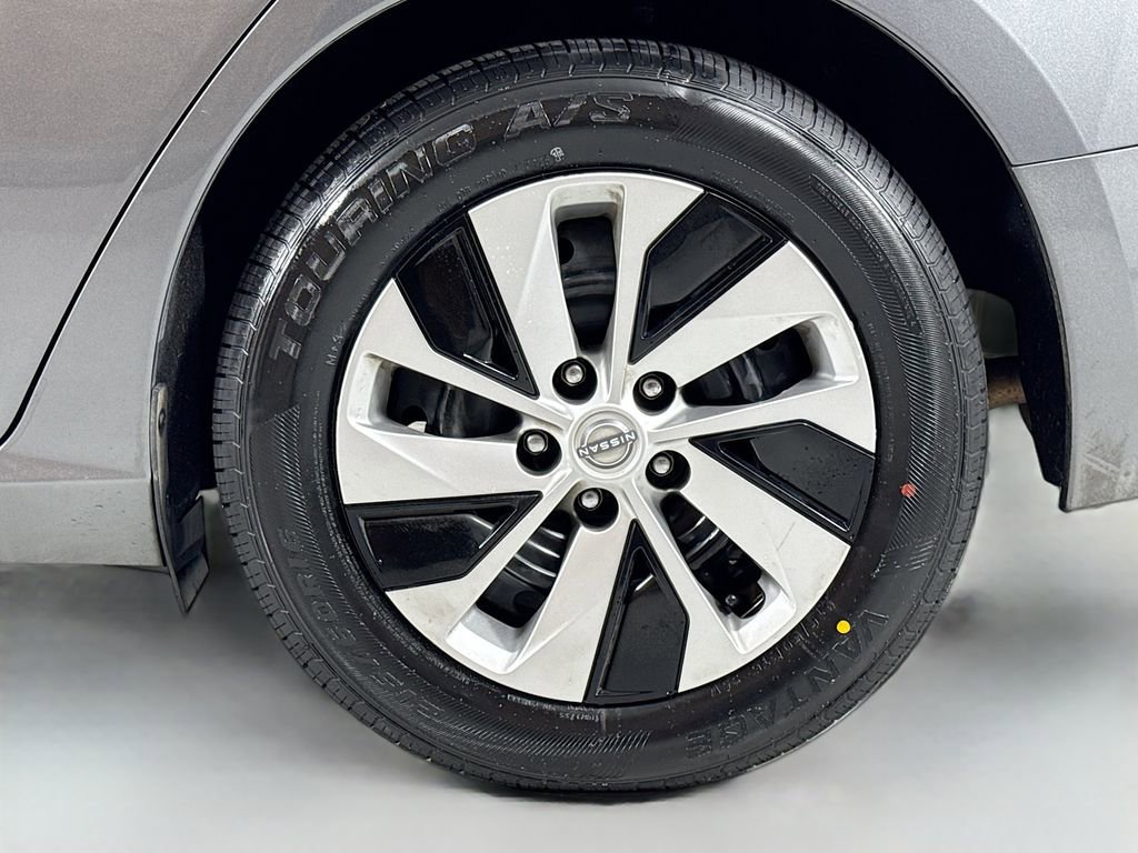 Used 2024 Nissan Altima 2.5 S image 11