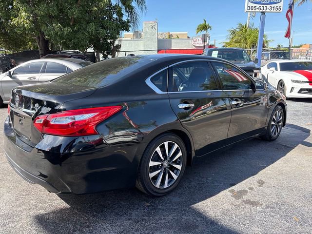 Used 2017 Nissan Altima 2.5 SV image 6