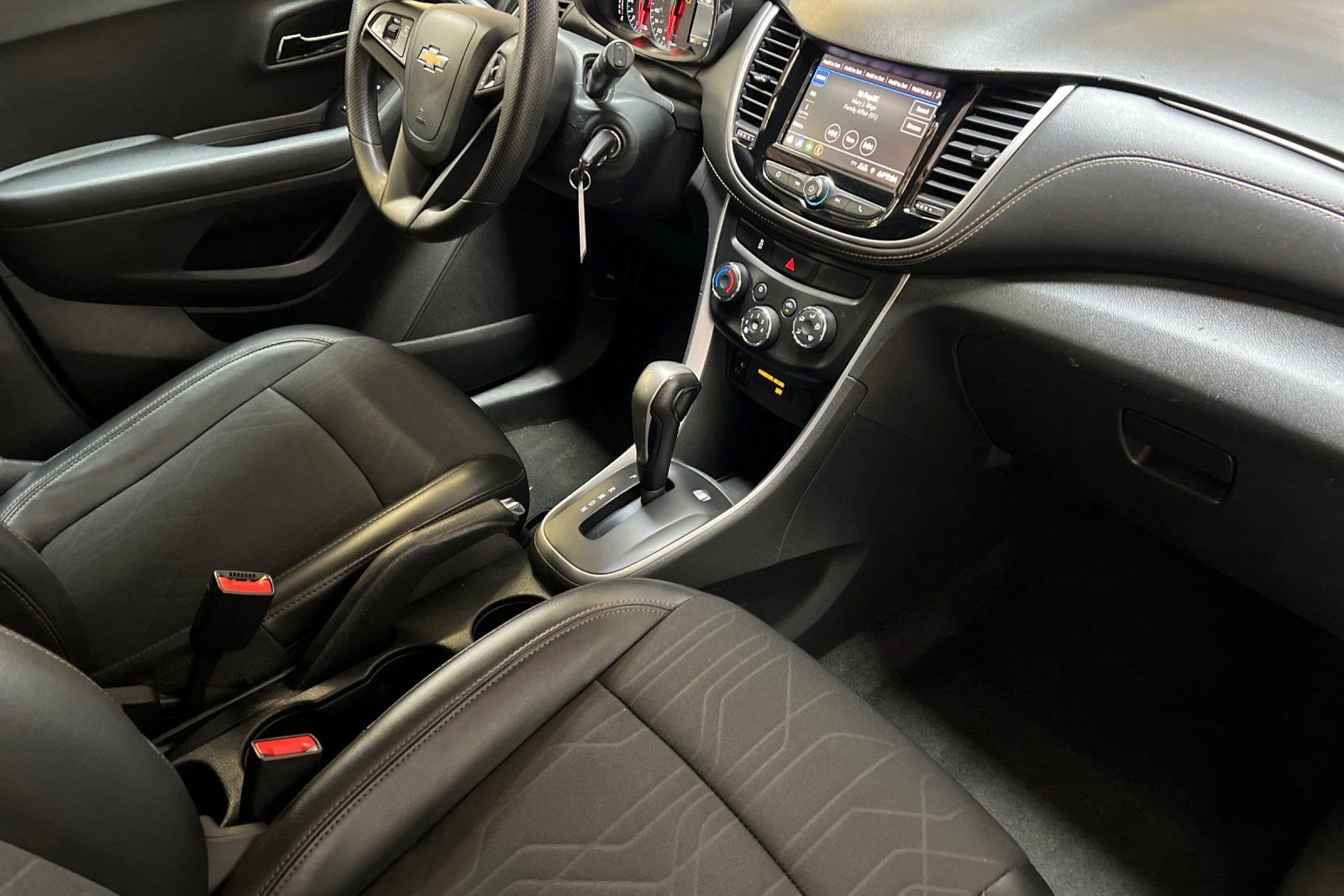 Used 2021 Chevrolet Trax LT image 19