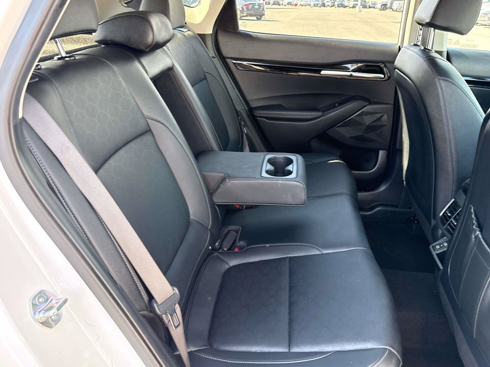 Used 2024 Kia Seltos SX w/ SX Sunroof Package AWD/4WD image 17