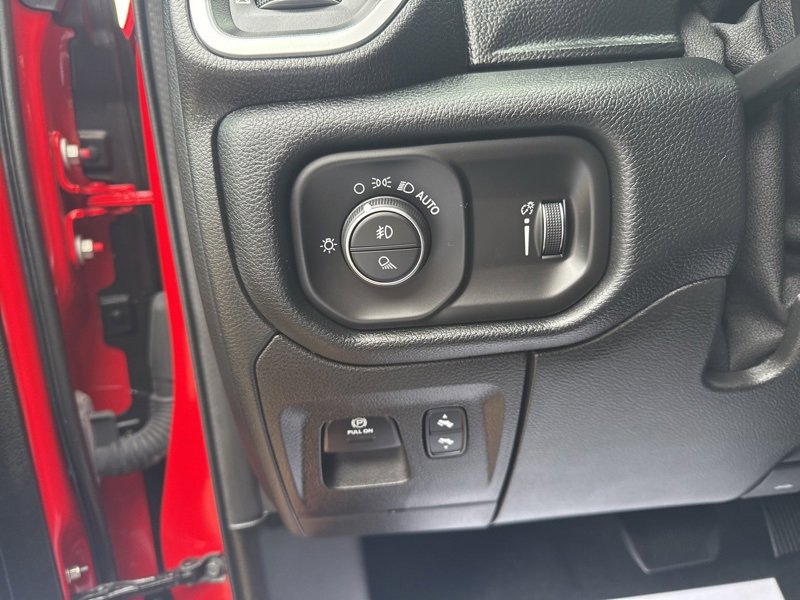 Used 2021 RAM 1500 Big Horn image 24