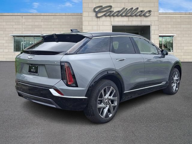 New 2027 Cadillac Optiq Luxury AWD/4WD image 3