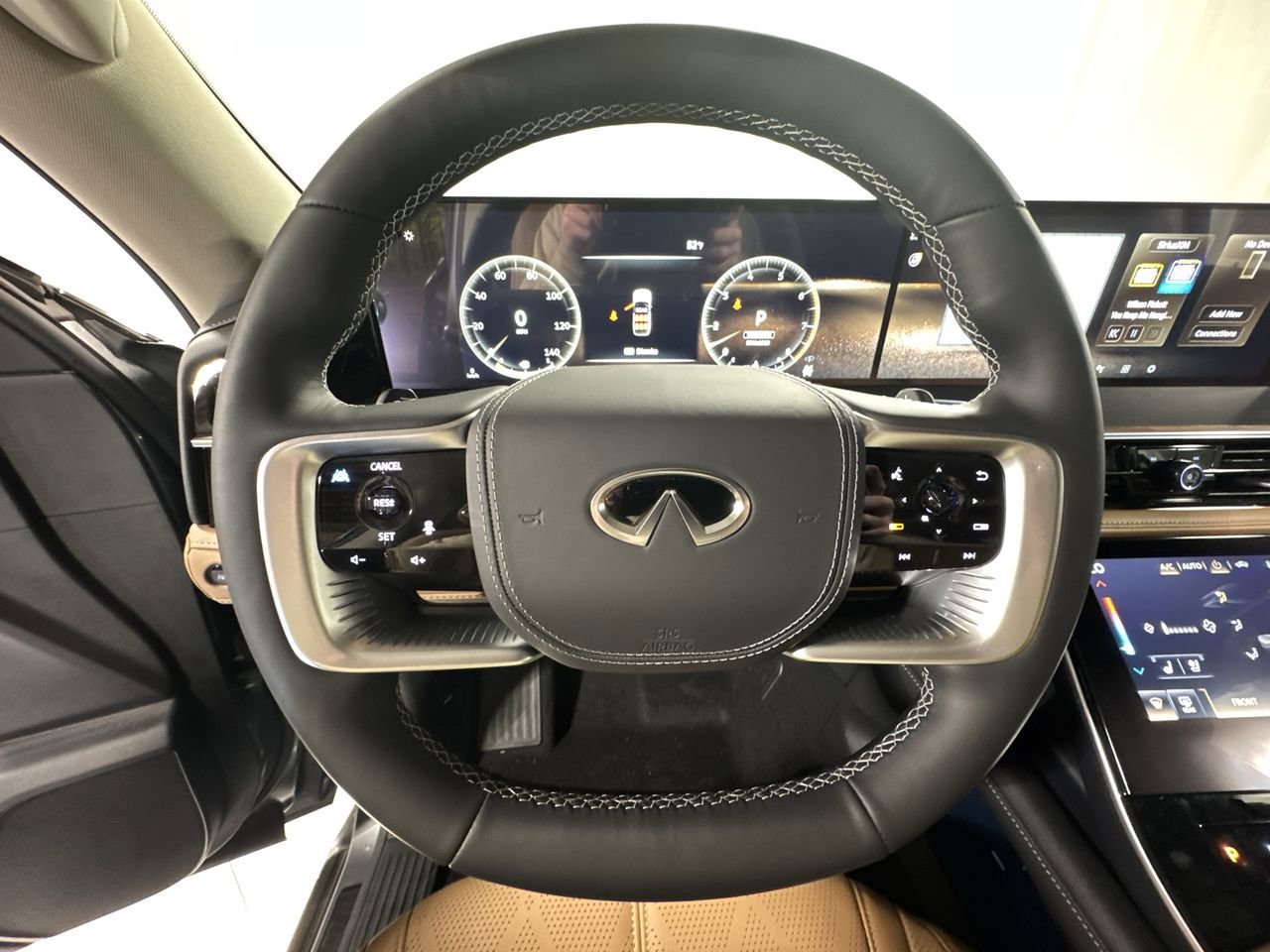 New 2025 INFINITI QX80 Sensory image 20