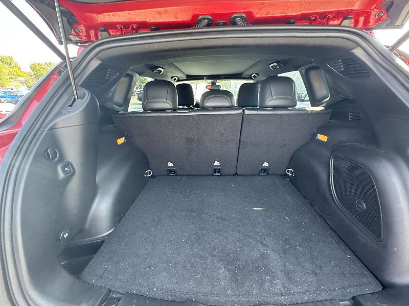 Used 2024 Jeep Compass Limited image 17