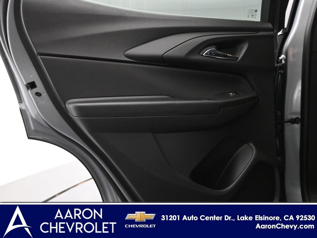 New 2025 Chevrolet TrailBlazer LT w/ Convenience Package FWD image 14