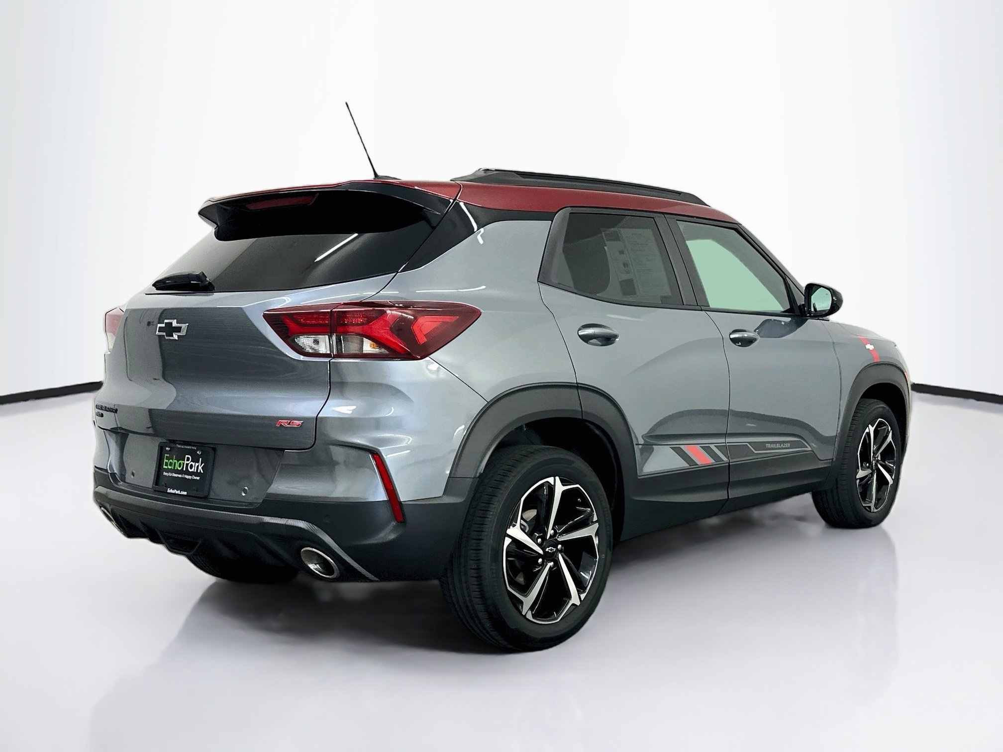 Used 2022 Chevrolet TrailBlazer RS w/ Technology Package AWD/4WD image 9