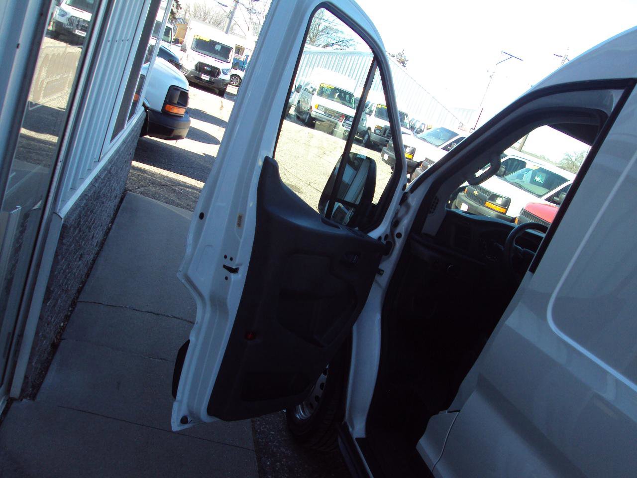 Used 2023 Ford Transit 250 Medium Roof AWD w/ Load Area Protection Package image 12