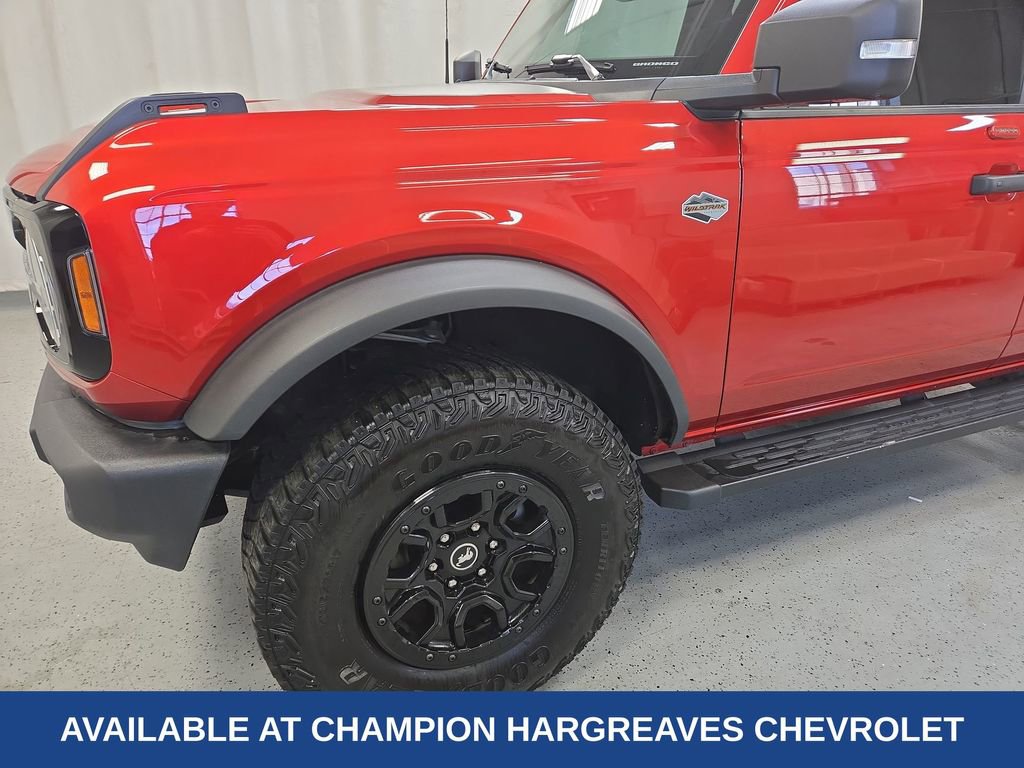 Used 2022 Ford Bronco Wildtrak image 41