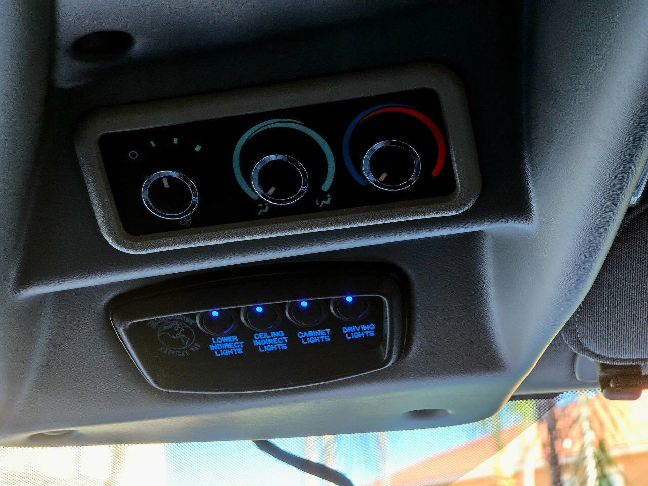 Used 2016 GMC Savana 2500 image 82