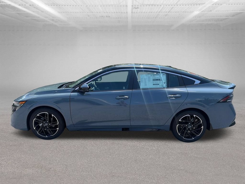 New 2026 Nissan Sentra SR w/ SR Premium Package FWD image 4