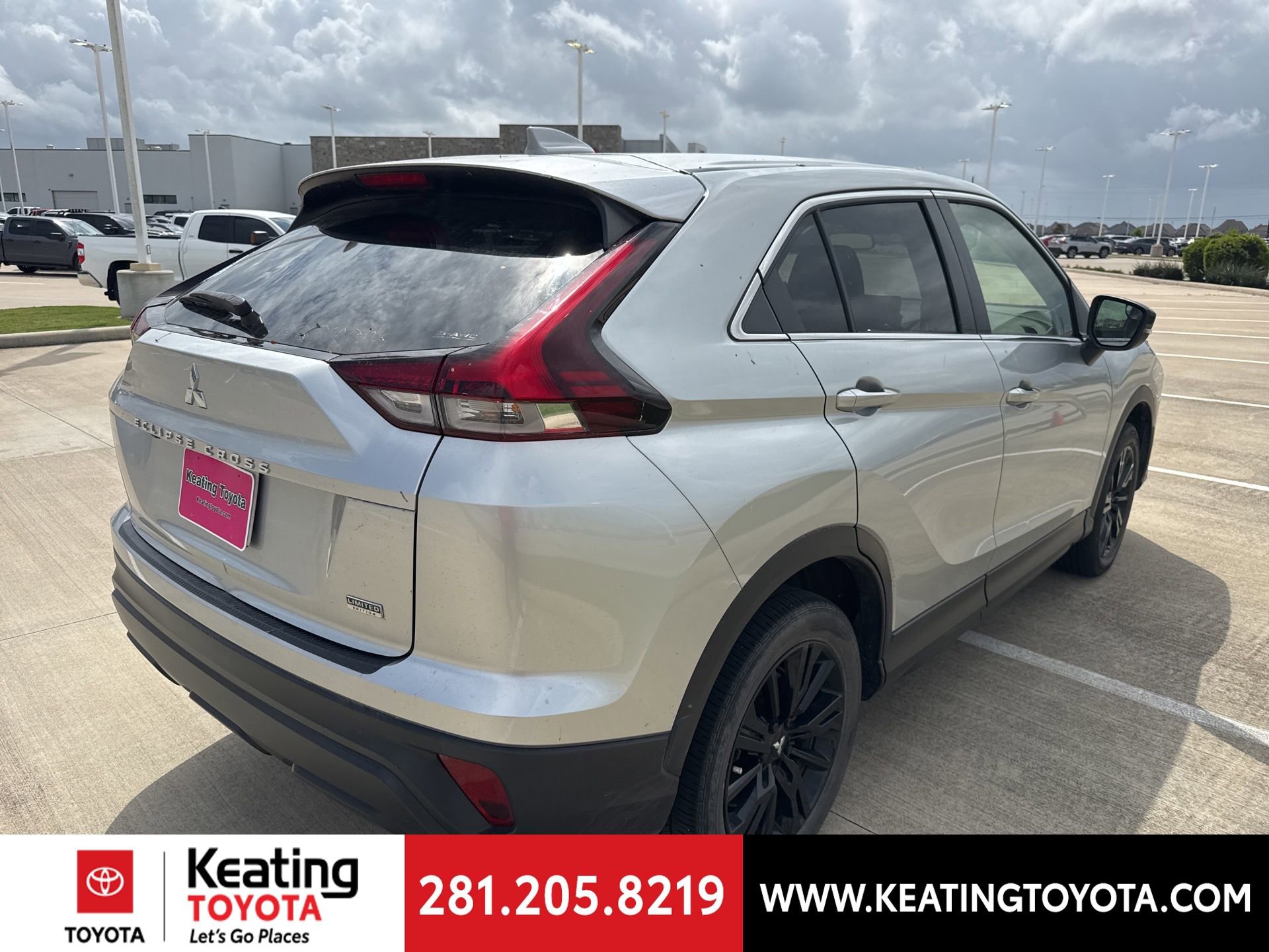 Used 2023 Mitsubishi Eclipse Cross LE AWD/4WD image 7