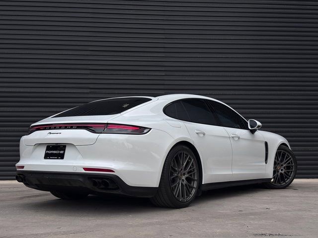 Certified 2023 Porsche Panamera Platinum Edition image 7