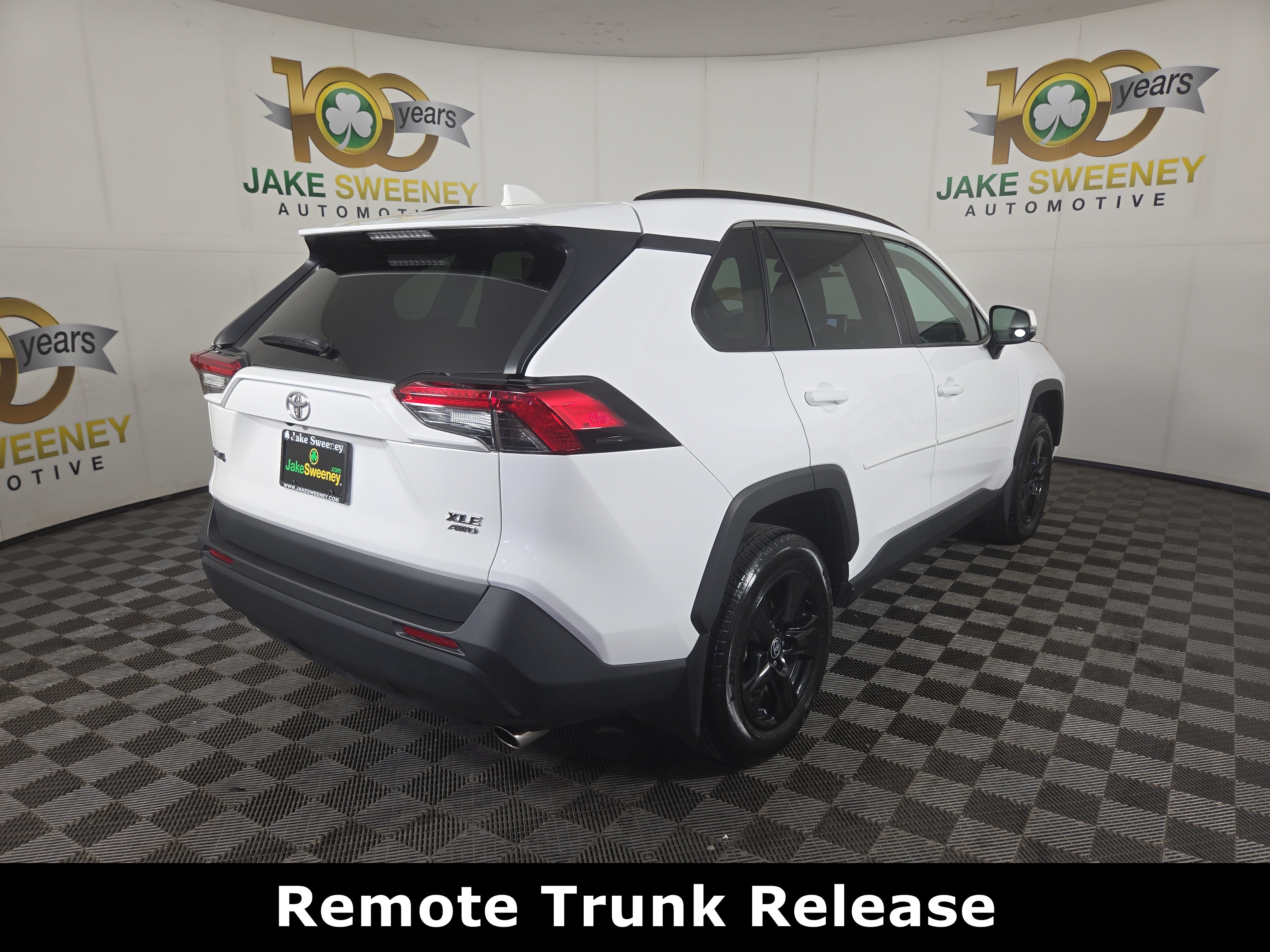 Used 2024 Toyota RAV4 XLE w/ Weather Package AWD/4WD image 9