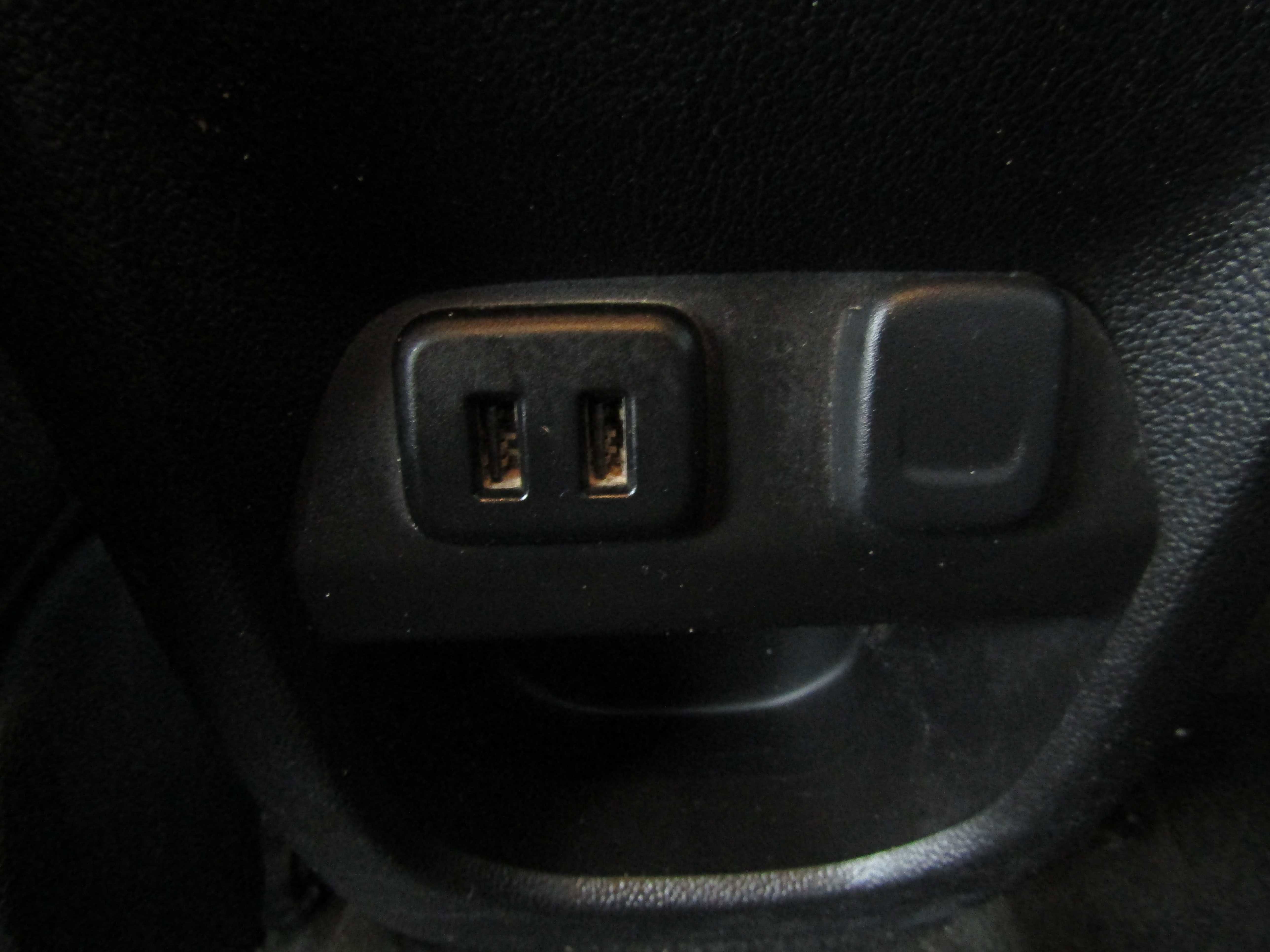 Used 2017 GMC Canyon SLE image 27