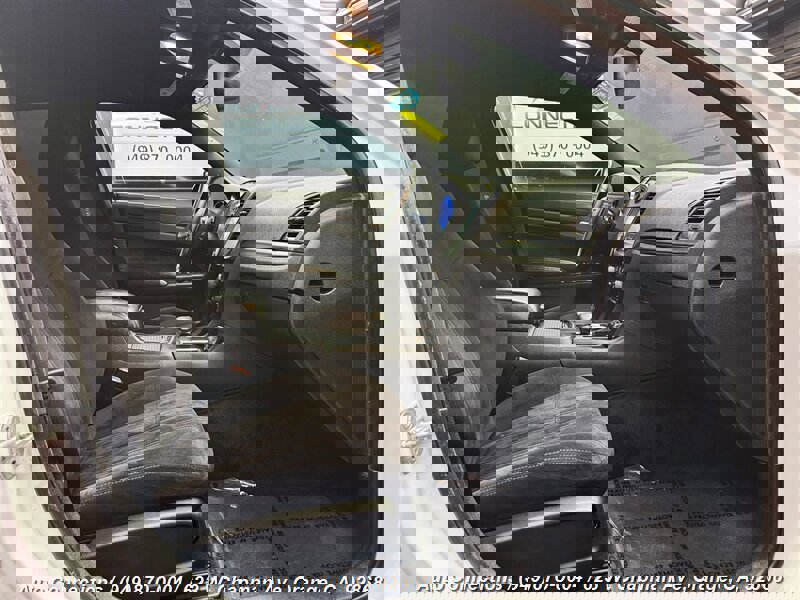 Used 2012 Chrysler 300 S image 7