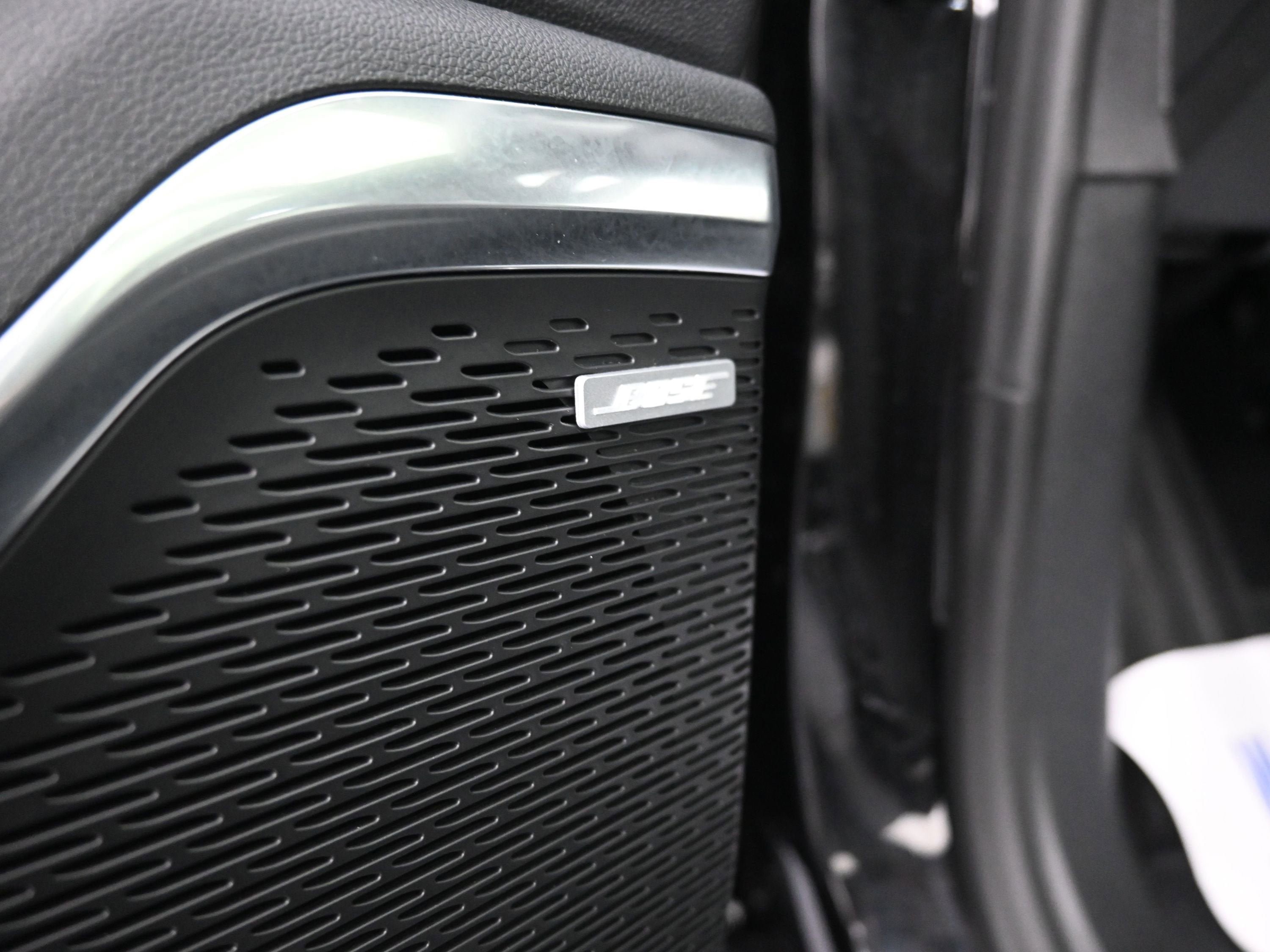 Used 2024 Chevrolet Traverse RS FWD image 28