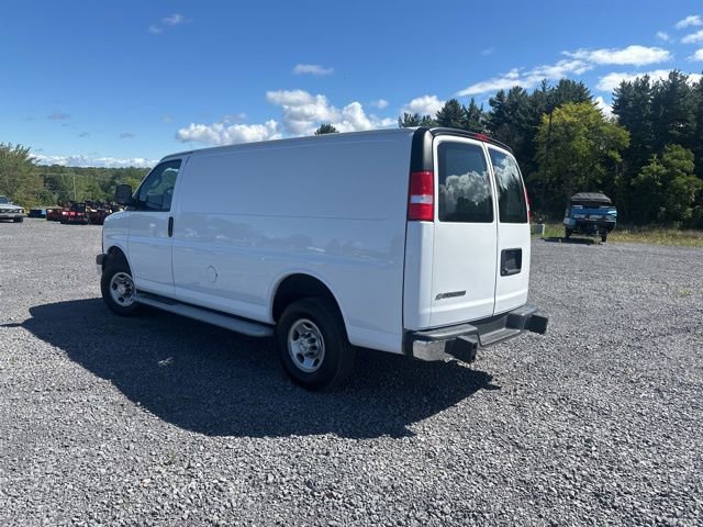 Used 2023 Chevrolet Express 2500 w/ Driver Convenience Package image 6