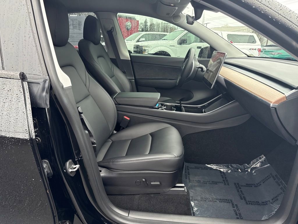 Used 2020 Tesla Model Y Long Range image 10