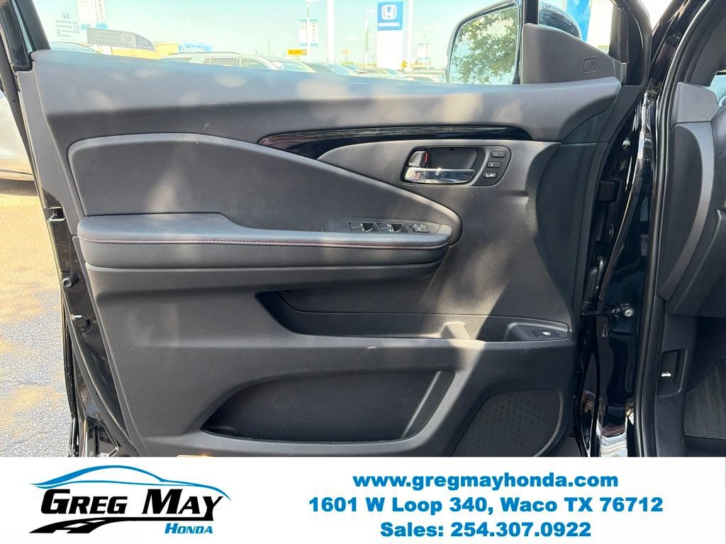 New 2026 Honda Ridgeline Black Edition image 12