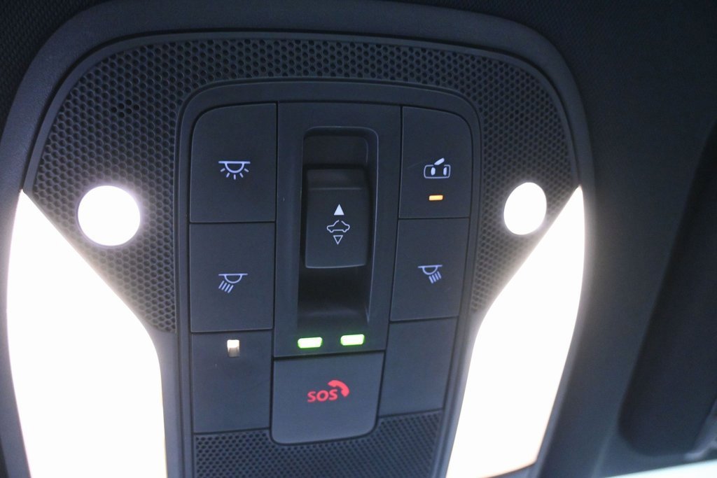 Used 2021 INFINITI QX50 Luxe w/ Appearance Package image 15