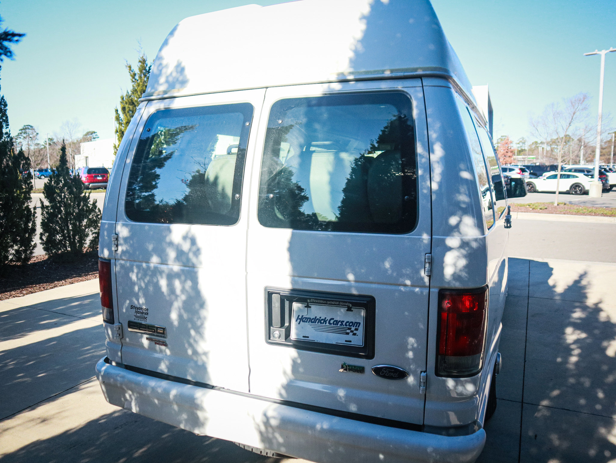 Used 2014 Ford E-250 and Econoline 250 Commercial Wheel Chair Accesib w/ Power Group image 9
